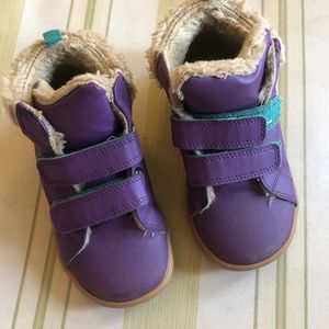 Ten Little Size 11 high tops with lining